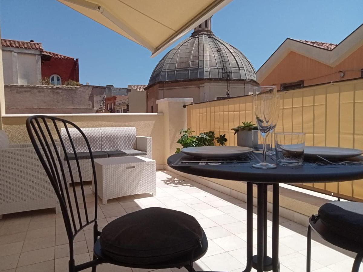 Luxury Suite La Terrazza In Pieno Centro In Cagliari Ngoại thất bức ảnh