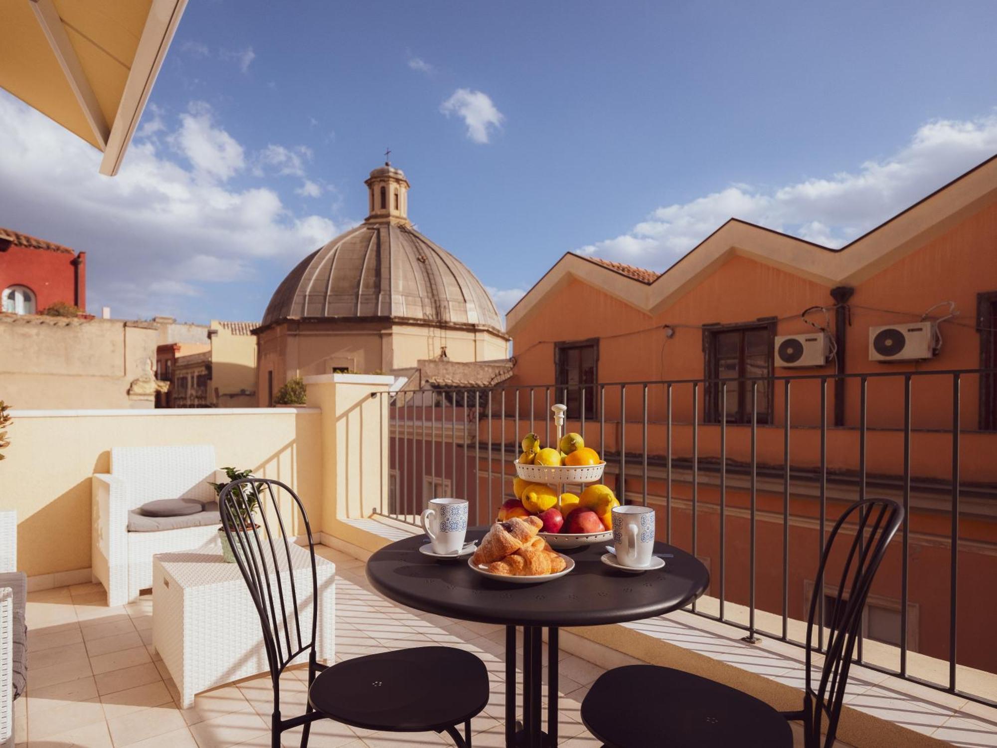 Luxury Suite La Terrazza In Pieno Centro In Cagliari Ngoại thất bức ảnh